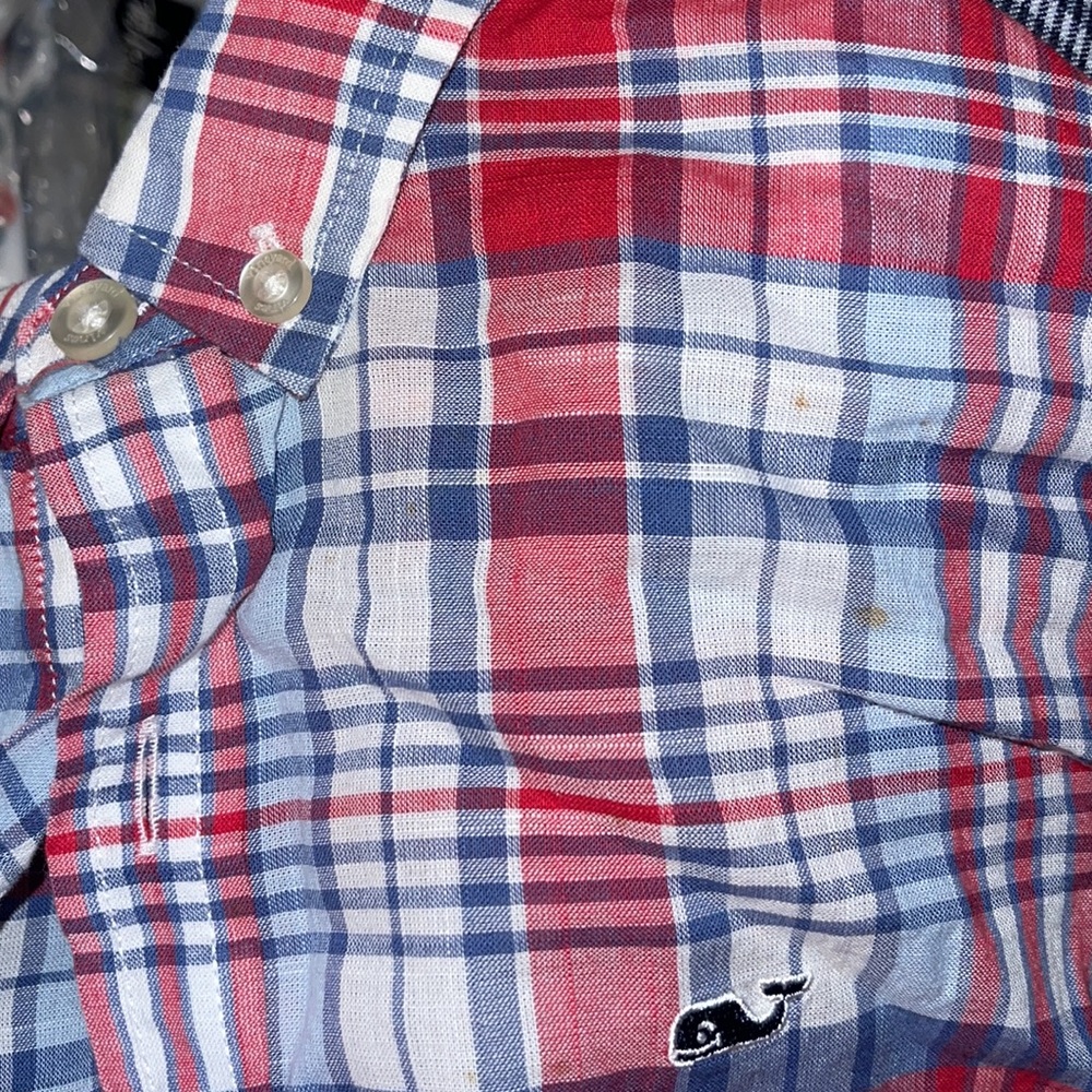Button down - Picture 3 of 3